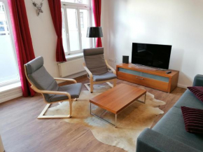 NEU! Altstadthaus Am Schilde mit Terrasse - ABC316